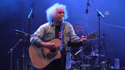 Yeni Türkü" ve "Duman" Edirne'de Konser Verdi