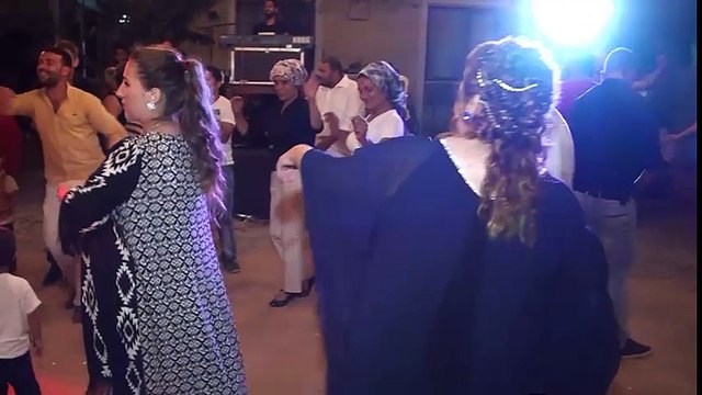 ROMAN HAVASI SEVENLER-ÇATLATIKMI O PATLATIKMI O