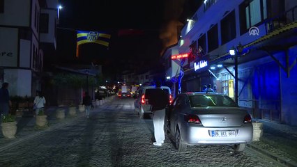 Başkentin tarihi mahallesinde 7 ev yandı