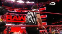 ROMAN REIGNS VS SAMOA JOE EN ESPAÑOL WWE RAW 25/12/17 EN ESPAÑOL