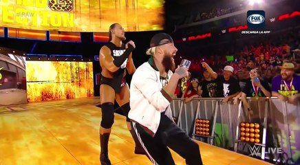 ENZO AMORE Y BIG CASS ÚLTIMA ENTRADA EN ESPAÑOL WWE RAW 19/6/17 EN ESPAÑOL