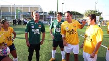 Carlos Vives y amigos en partido de fútbol por una buena causa