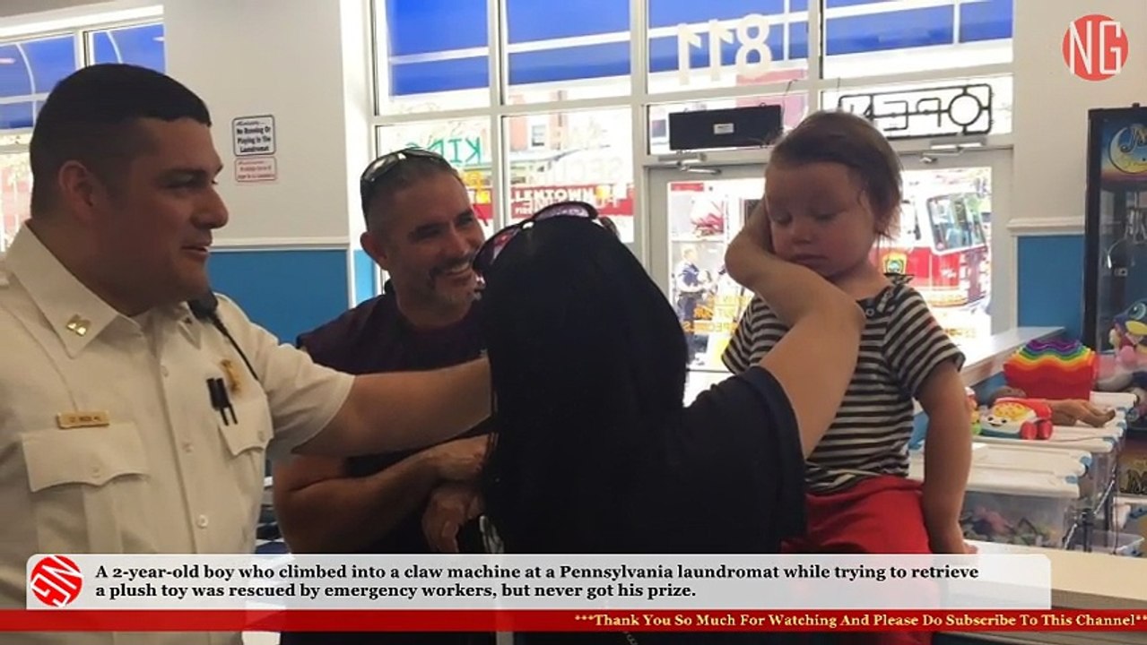 Pennsylvania Toddler Crawls Into Claw Machine And Gets Stuck