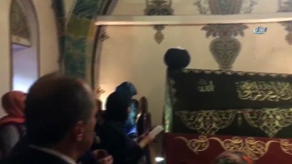 Muharrem İnce, Hacı Bayram Veli Hazretlerinin türbesini ziyaret etti