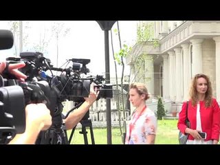 Грујевски како Христо Атанасов, Бошкоски како Неџби Хасан