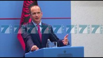 PERGATITET TAKIMI MES MINISTRAVE BUSHATI DHE KOTZIAS - News, Lajme - Kanali 11