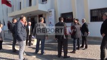 Report TV - Lezhë, kryepleqtë prej 18 muajsh s’kanë marrë pagat