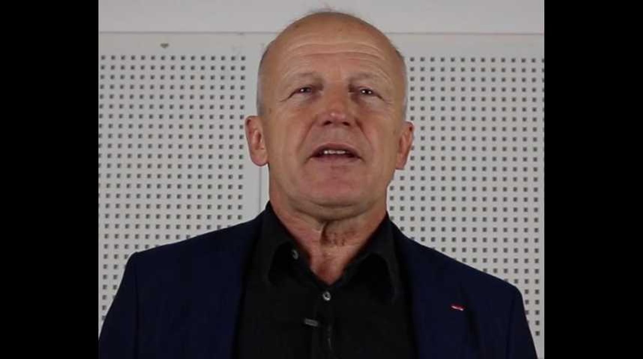 "Je permets aux jeunes de banlieues de rencontrer des policiers, mais surtout d'instaurer une relation de confiance avec eux"