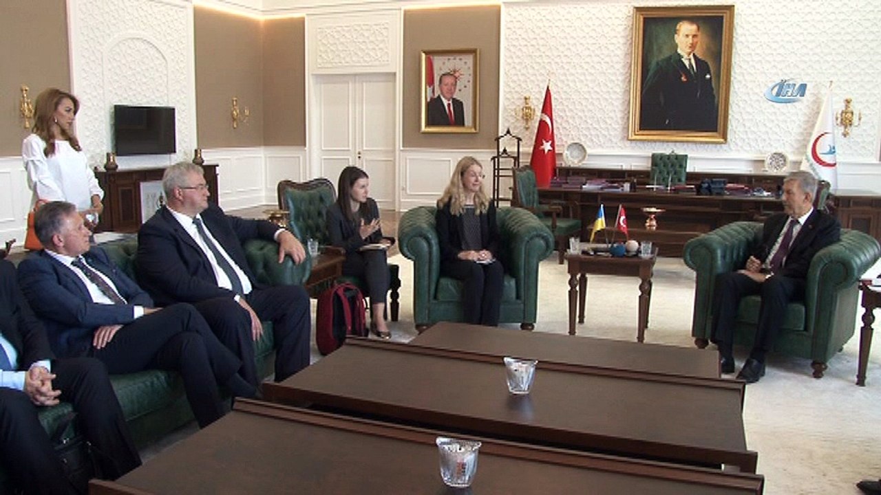 Sağlık Bakanı Demircan, Ukrayna Sağlık Bakanı Ulana Suprun'u makamında ağırladı