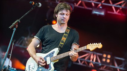 Ejecté de l'Olympia, Bertrand Cantat a trouvé la parade