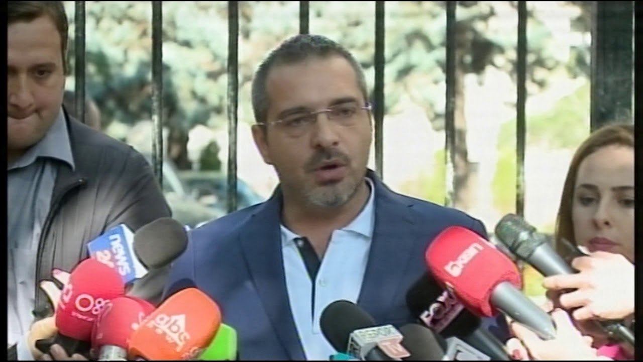 ISH MINISTRI I BRENDSHEM TAHIRI PRITET ME BROHORIMA, “NUK I FSHIHEM DREJTESISE” LAJM