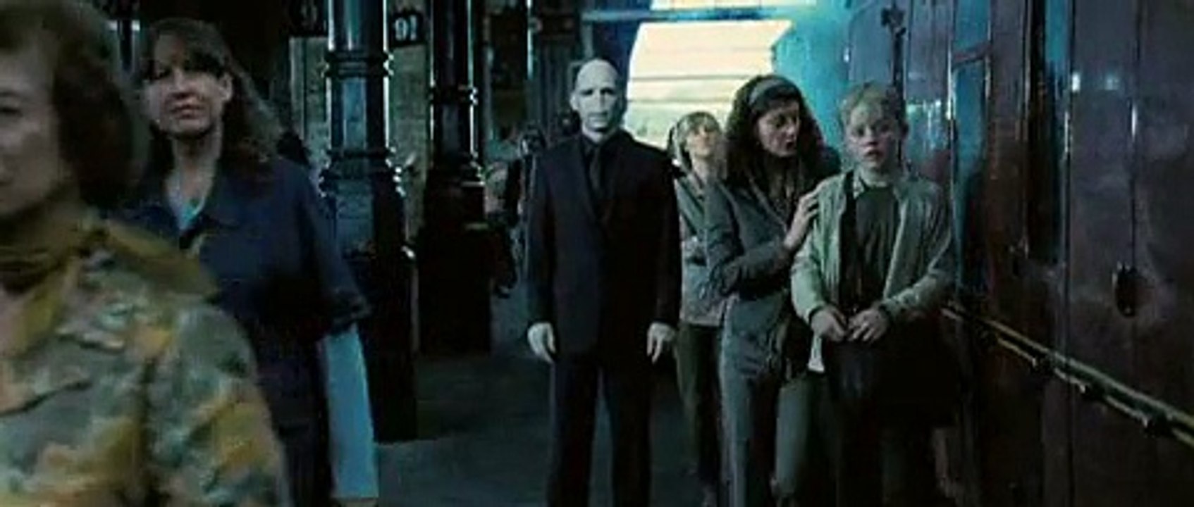 Harry Potter and the Order of the Phoenix UK Trailer (2007)