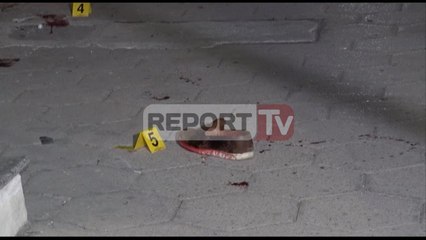 Report TV - Atentat në qendër të Shëngjinit  plagosen dy të rinjtë