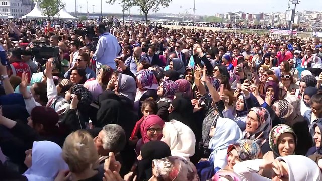 Cumhurbaşkanı Erdoğan: 'Bunlar terör örgütünü allayıp pullayıp demokrasi diye özgürlük diye hak hukuk diye pazarlamaya çalışıyorlar'' - İSTANBUL