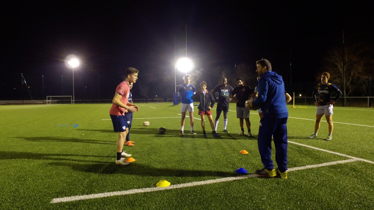 Entraînement 3/4  : Manipulation de balle + Duels (2ème partie)