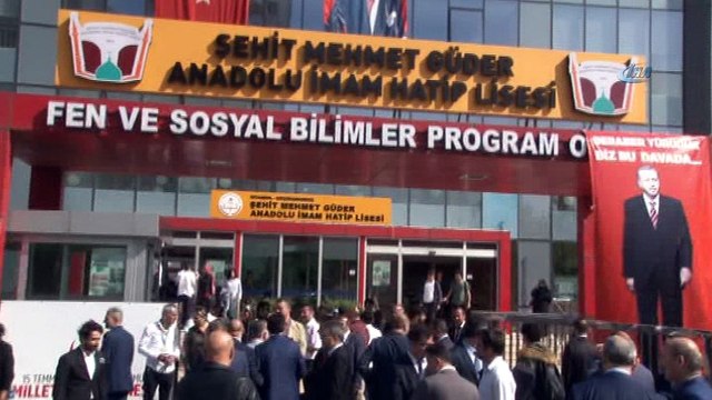 Milli eğitim Bakanı İsmet Yılmaz, 15 Temmuz Gazileri Platformu Millet Kütüphanesi açılış törenine katıldı