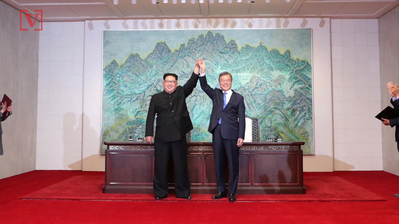 Photo Analysis Reveals The Special Shoes Kim Jong Un Wears To Make Him Look Taller