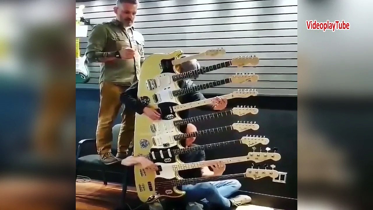 Multiple guitars | Tren vagonu gibi gitar
