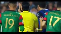 تدخل خطير من لاعب المولودية الجزائري في حق مهاجم فريق الدفاع الحسني الجديدي دوري ابطال افريقيا 2018