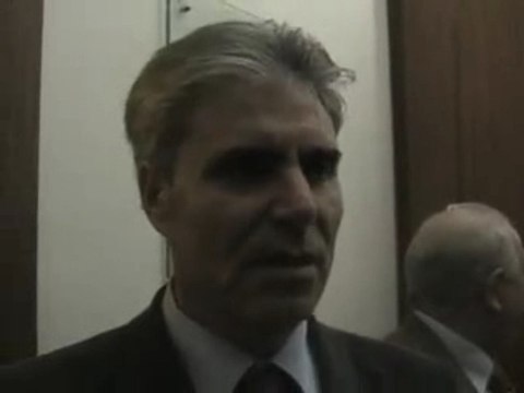 Sit-in dei precari davanti al Rettorato