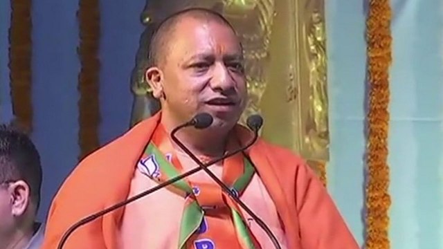 Karnataka Election:Yogi Adityanath blames Congress for unemployment in Karnataka | OneIndia News