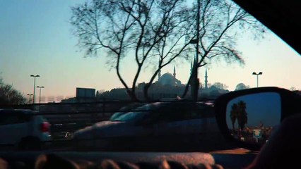 Videoyu izlerken kendimi Hikmet Abinin yerine koydum da... Oğluyla sarılması içimden bin parça götürdü...