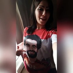 فيديو.. حبيبنا شو حلو.. فتاة تتغزل فى صلاح على ميوزكلي