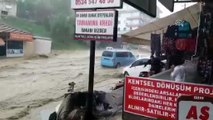 Mamak'ta aniden başlayan yağışın ardından araçlar sürüklendi (5) - ANKARA
