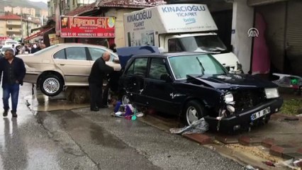 Mamak'ta aniden başayan yağışın ardından araçlar sürüklendi (2) - ANKARA