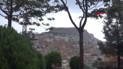Mardin'de Dolu ve Yağmur Sele Döndü