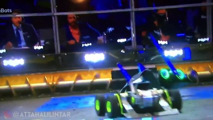 NONTON TAWURAN ROBOT! Seruuu!!! Battle Fight