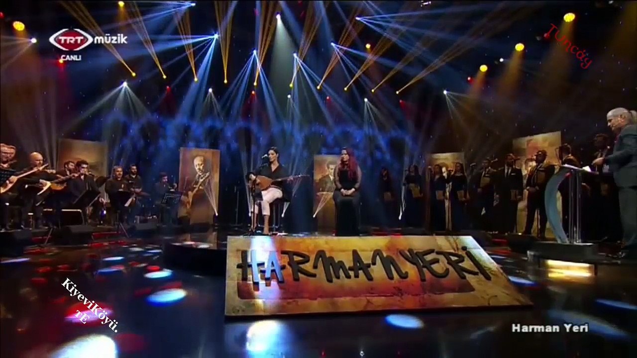 Özlem Özdil & Ezgi Azizoglu Yürü be Haydar