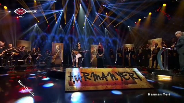 Özlem Özdil & Ezgi Azizoglu Yürü be Haydar