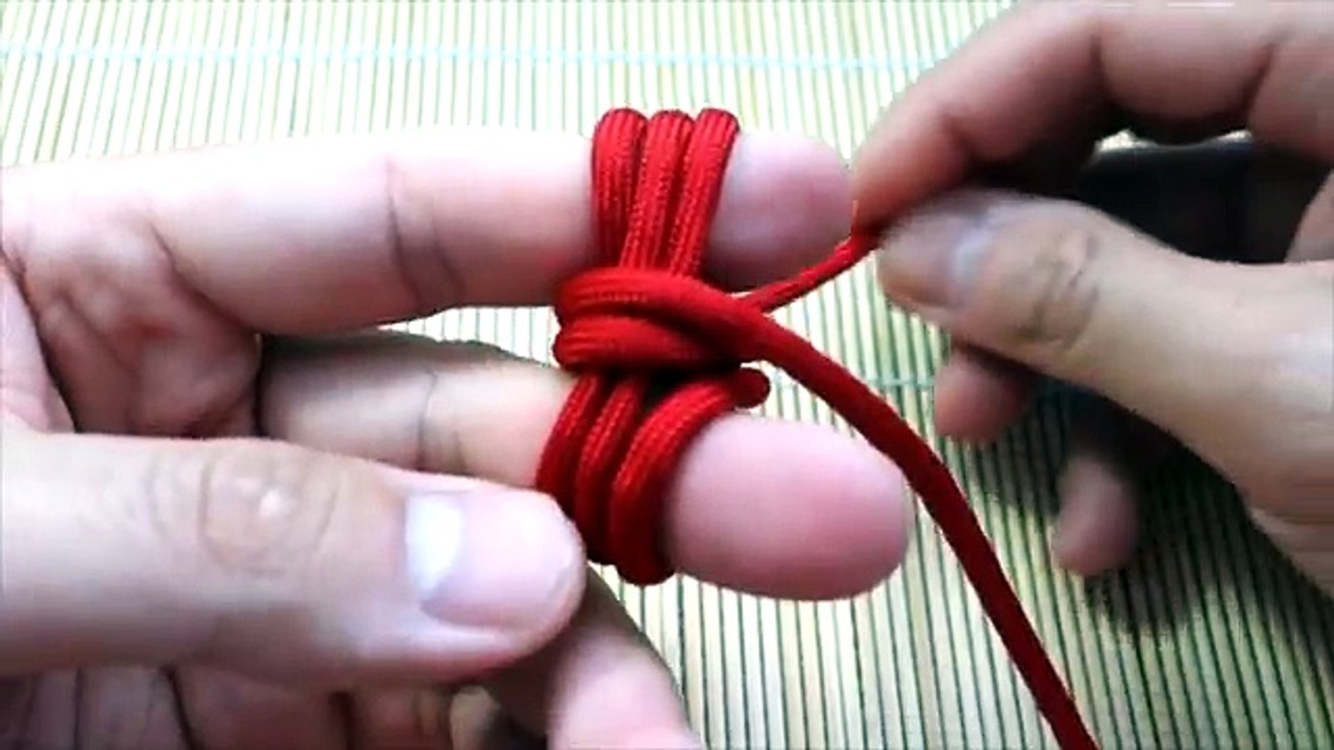 How to Make A Paracord Monkey Fist JigInstructional video