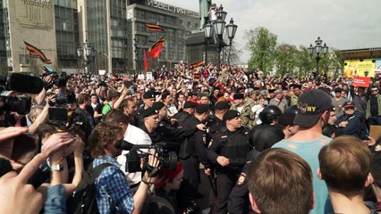 Detienen al opositor ruso Navalni durante protesta contra Putin