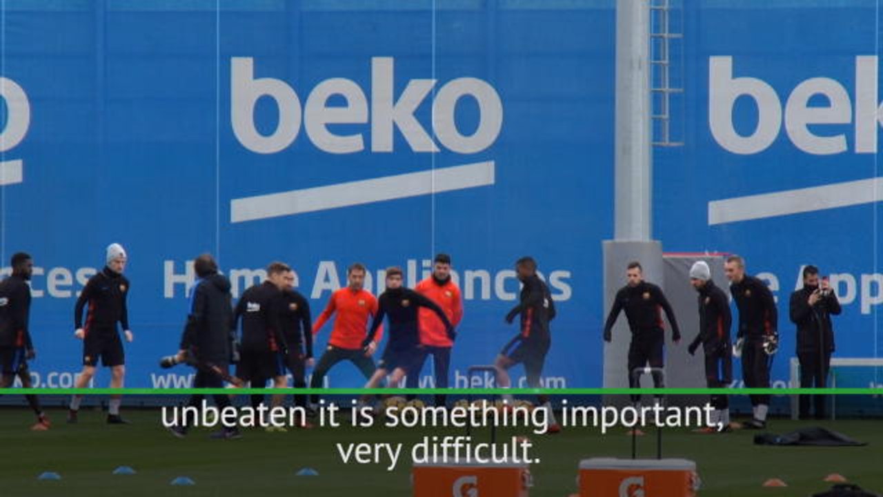 Unbeaten run gives Barca an added incentive in El Clasico - Valverde