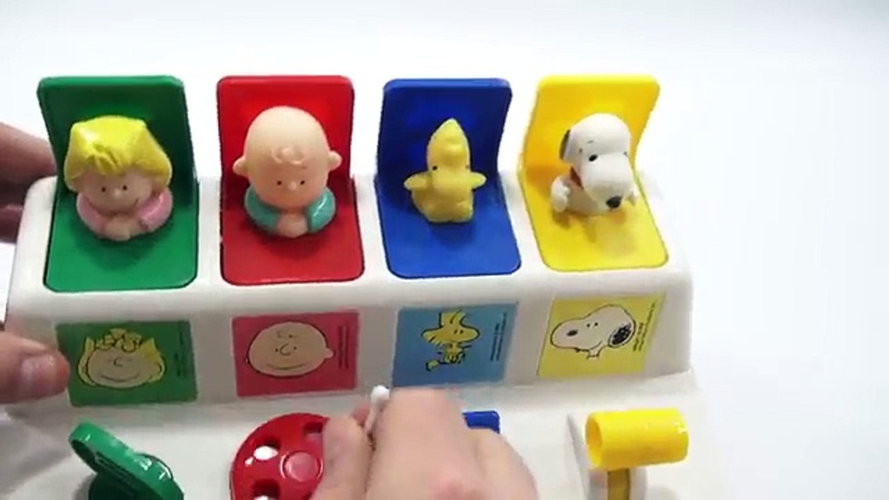 Snoopy & Friends Pop-up Peanuts Kids Poppin Pals Toy With Charlie Brown, Woodstock & Sally