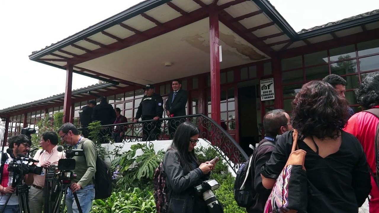 Colômbia vai retomar diálogos de paz com ELN