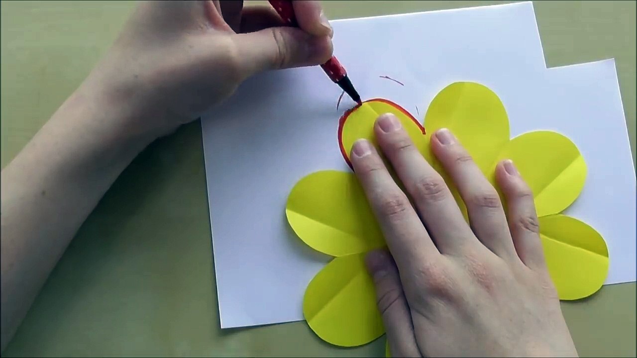 Muttertagsgeschenke basteln mit Papier  Pop Up Karte mit Blume selber machen - DIY Muttertag