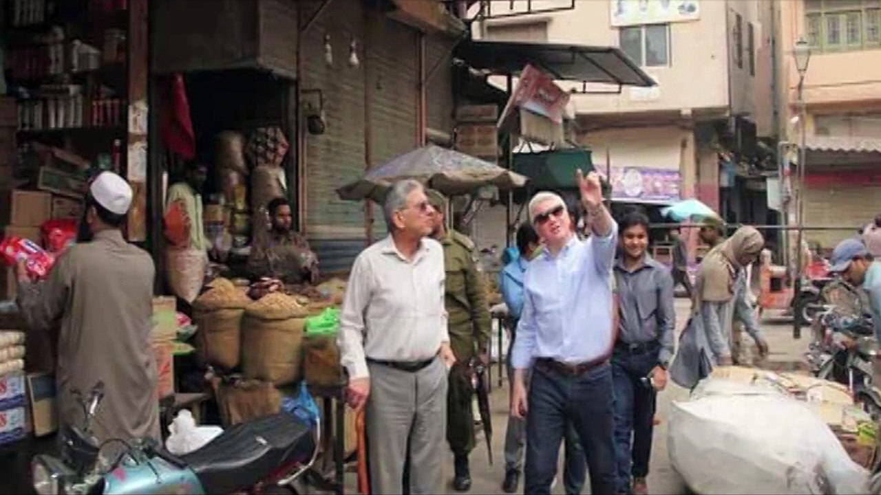 Commentators on Lahore