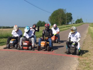 La première course de tracteur à pédales à Monthureux-sur-Saône