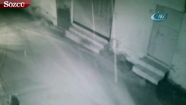 Sele kapılan çocuğun kurtarılma anı kamerada