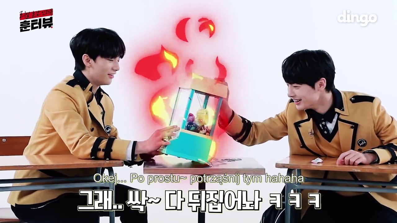 [DINGO] "Wywiad z naprawdę przystojnymi książętami SOPA, Hyunjin i I.N ze Stray Kids".