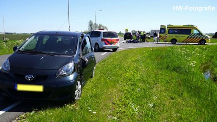 Motorrijder gewond na botsing met auto in Genemuiden