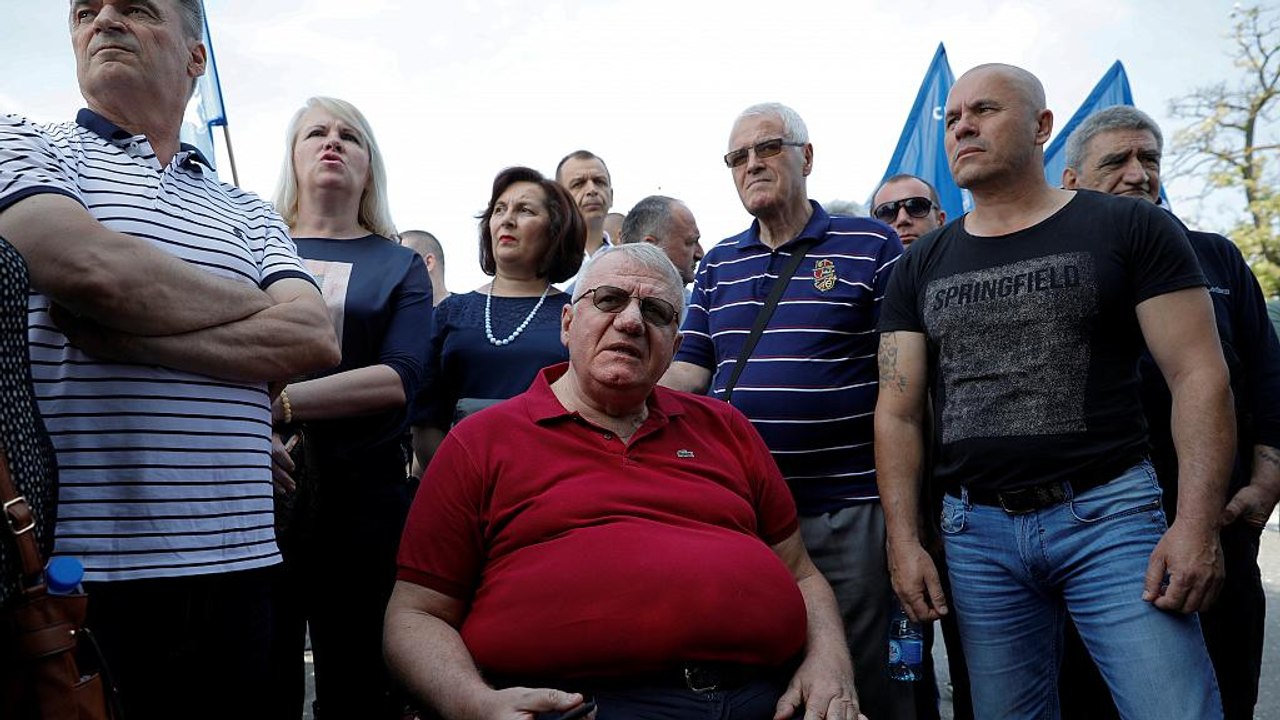 Serbien: Polizei verhindert Demo von Kriegsverbrecher Seselj