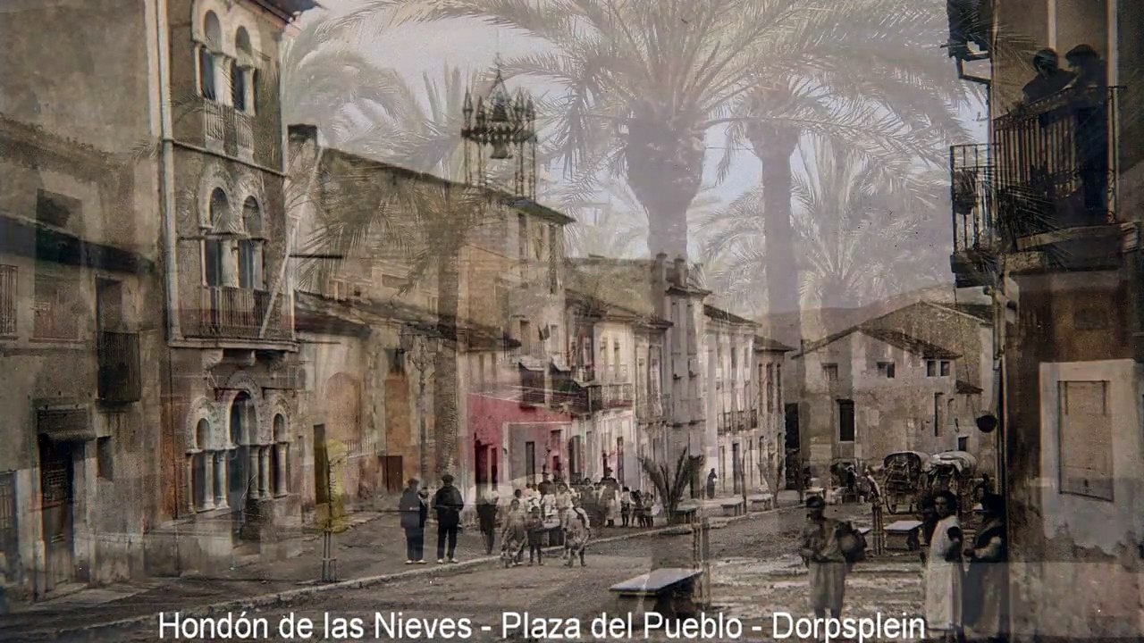 Hondón de las Nieves, plaza del pueblo antes y...