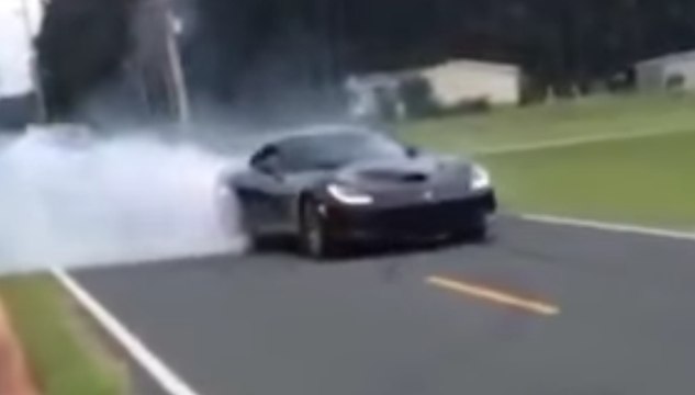 VÍDEO: así se cambia de sentido... Si quieres ir a comisaría