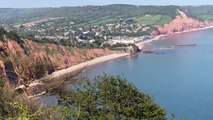 Atterrissage d'urgence sur une plage d'un avion de la 1ère  guerre mondiale !