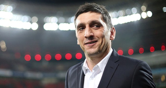 Türk Teknik Direktör Tayfun Korkut, Almanya'da Gündem Oldu