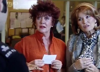 Les Condamnees S7E13 FRENCH - Part 01